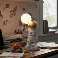 Dekoratif Lambalı Astronot Heykeli Genç ve Çocuk Odası Dekorasyon (34x19cm) - 1